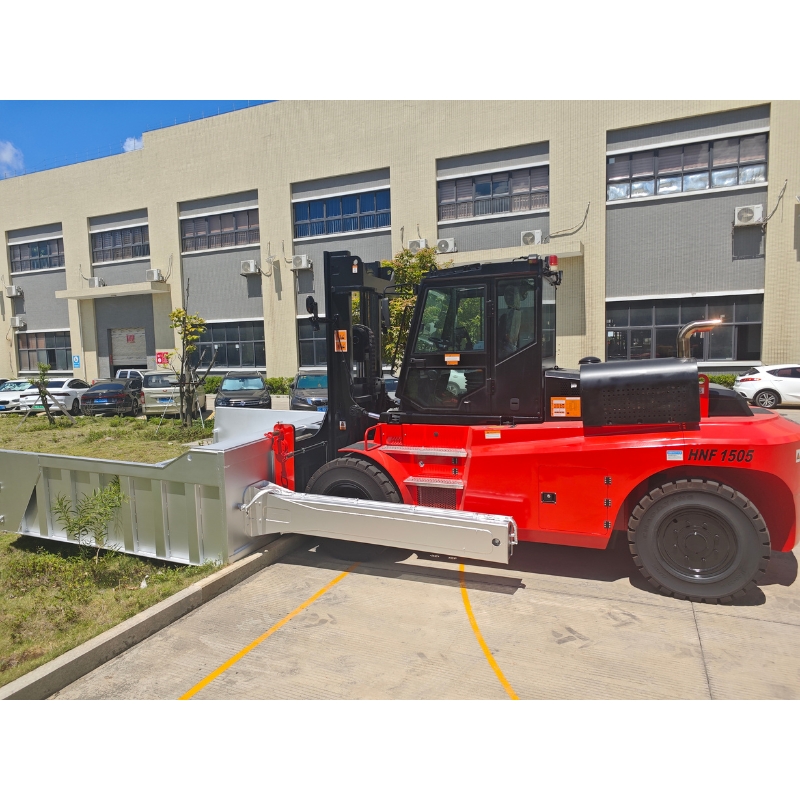 Veículo para Carregamento de Fornos SOCMA HNYJ1505 para Indústria de Alumínio e Fundições